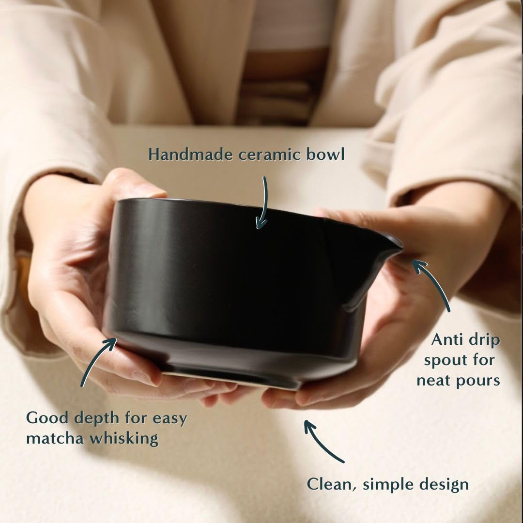 Naoki Matcha Traditional Ceramic Chawan Matcha Tea Bowl with Pour Spout Set