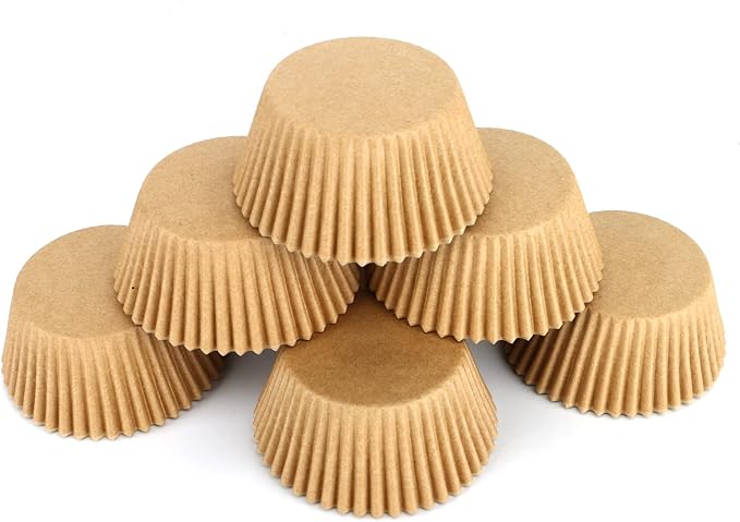 600 Count Natural Cupcake Liners Standard Size Baking Cups Food-Grade Greaseproof Paper Muffin Liners, No Smell Cupcake Wrappers for Wedding Birthday