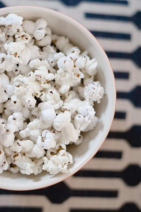 Amish Country Popcorn | 25 lbs Bag | Red Popcorn Kernels | Old Fashioned, Non-GMO and Gluten Free (Red - 25 lbs Bag)