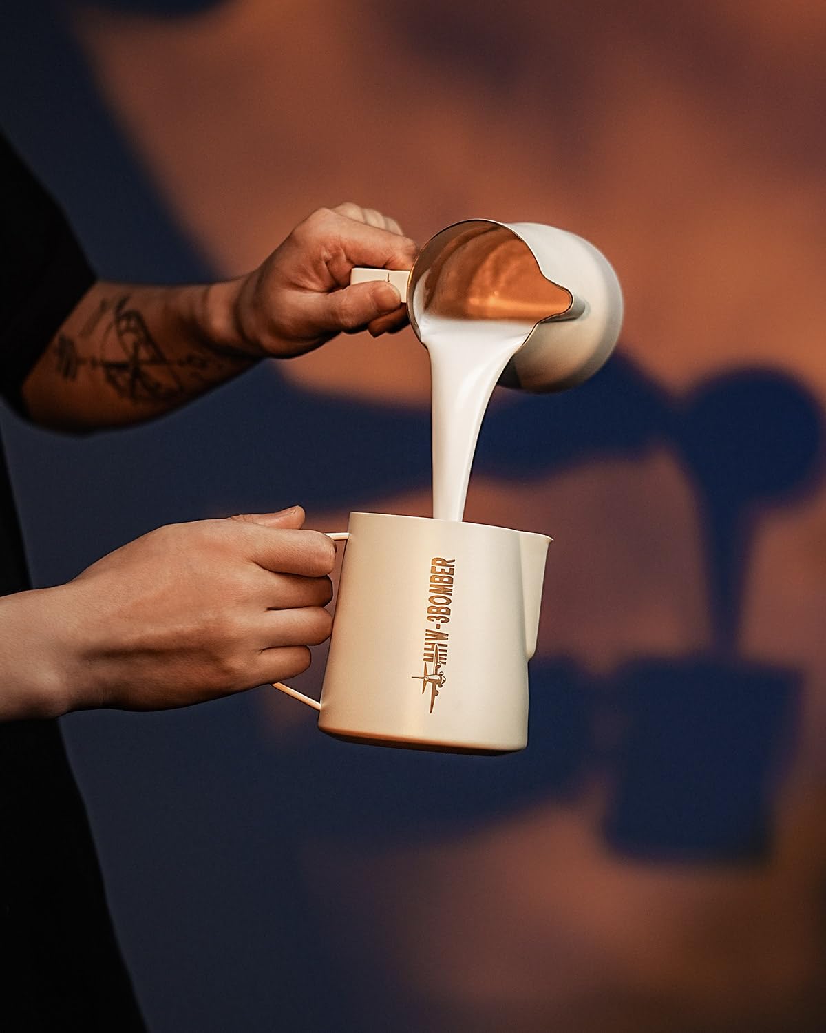 MHW-3BOMBER Latte Art Pitcher Stainless Steel Milk Frothing Pitcher Steamed Espresso Cup Barista