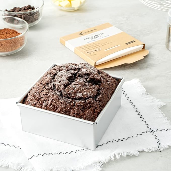 Restaurantware Pastry Tek 5 x 5 Inch Parchment Paper Sheets 200 Greaseproof Baking Sheets For Oven - Pre-cut Double-Sided Silicone Coating White Paper Nonstick Baking Sheets Reusable
