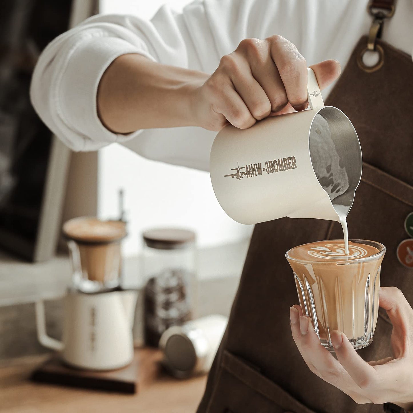 MHW-3BOMBER Latte Art Pitcher Stainless Steel Milk Frothing Pitcher Steamed Espresso Cup Barista