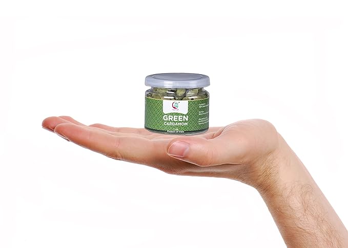 Indian GREEN CARDAMOM Pods Whole | 1 oz | Flavourful Indian Spice | Semillas de Cardamomo | by Yogi's Gift