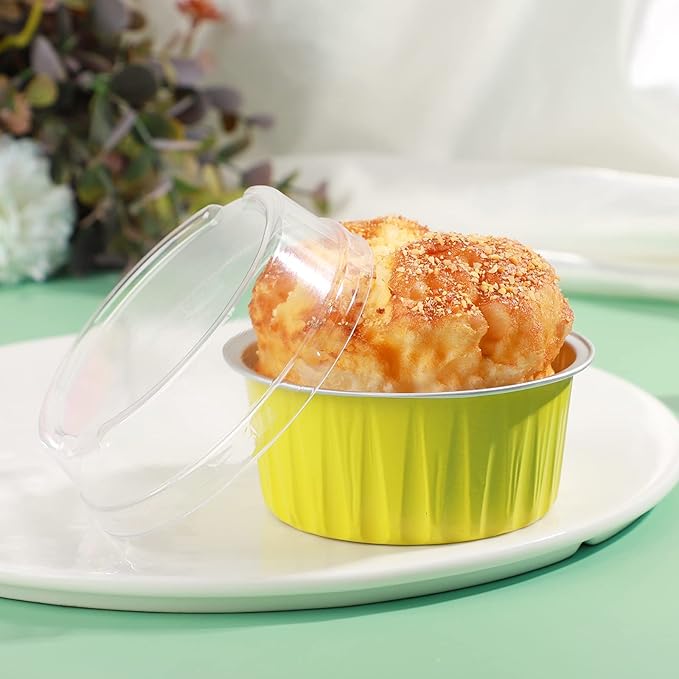 EUSOAR Aluminum Ramekins with Lids, 50pcs 5oz Aluminum Foil Baking Cups, Disposable Foil Ramekins Muffin Liners, Aluminum Foil Dessert Containers Cupcake Holders Pans with Lids Yellow