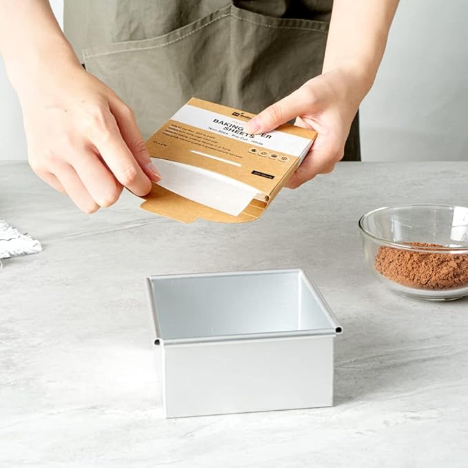 Restaurantware Pastry Tek 4 x 4 Inch Parchment Paper Sheets 200 Greaseproof Baking Sheets For Oven - Pre-cut Double-Sided Silicone Coating White Paper Nonstick Baking Sheets Reusable