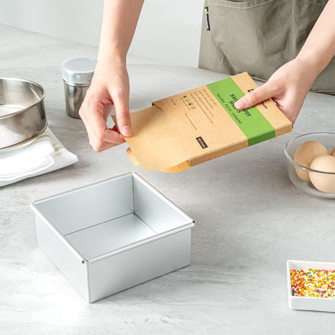 Restaurantware Pastry Tek 5 x 5 Inch Parchment Paper Sheets 200 Greaseproof Baking Sheets For Oven - Pre-cut Double-Sided Silicone Coating Unbleached Paper Nonstick Baking Sheets Reusable