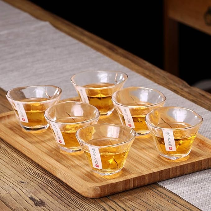 UPKOCH 4pcs Japanese-Style Sake Saki Cup Set, 2 Oz Glass Sake Cups Set，Clear Glasses Universal Drinking bottle for Cold and Hot, Tea, and Other Beverages, Ideal for Home and Restaurant Use