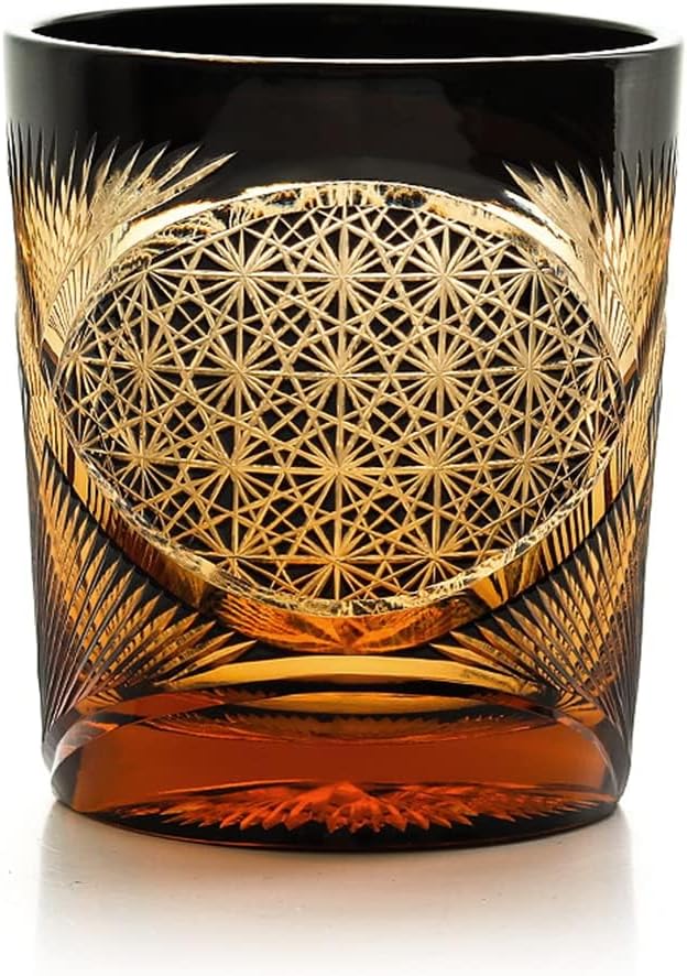 Hand-Carved Crystal Sake Glass with Gold Accents, Traditional Japanese Whiskey Cup, Luxury Amber Design竊늏utumn maple竊?,<div>