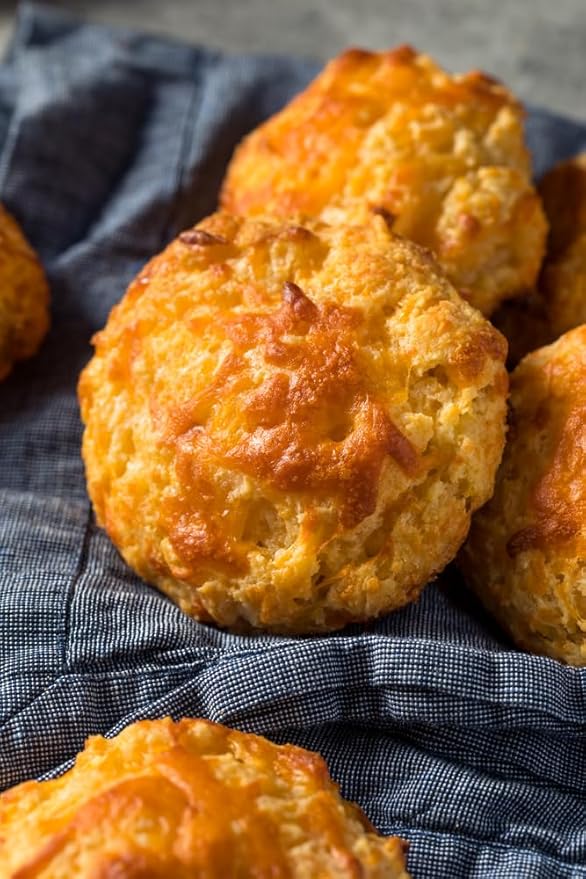 A Blend Above Cheesy Garlic Biscuit Mix - Easy to Bake, Makes 10 Biscuits, Breakfast Biscuits, Dinner Biscuits, Biscuit's & Gravy - Biscuit Mix Just Add Water - Perfect Addition to All Meals - 10 Servings