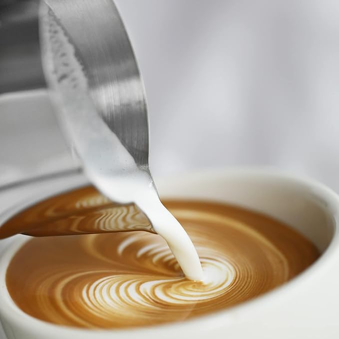 MHW-3BOMBER Milk Frothing Pitcher 450ml/15.2oz Milk Frother Cup Espresso Steaming Pitcher Stainless Steel Milk Frother Cup Barista Latte Art Round Spout Milk Jug P6001S-OS