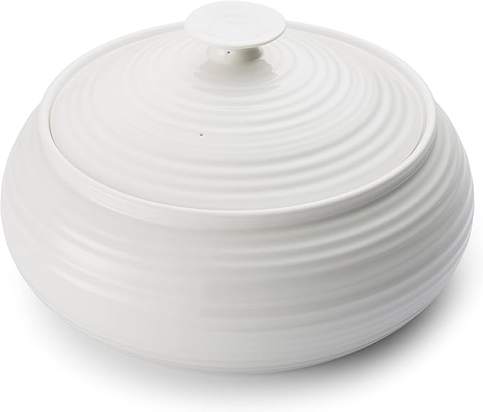 Portmeirion Sophie Conran Low Covered Dish | 3 Qt. White Round Serving Dishware | Made from Fine Porcelain | Dishwasher and Microwave Safe | Perfect for Casserole