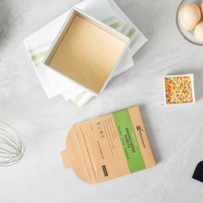 Restaurantware Pastry Tek 5 x 5 Inch Parchment Paper Sheets 200 Greaseproof Baking Sheets For Oven - Pre-cut Double-Sided Silicone Coating Unbleached Paper Nonstick Baking Sheets Reusable