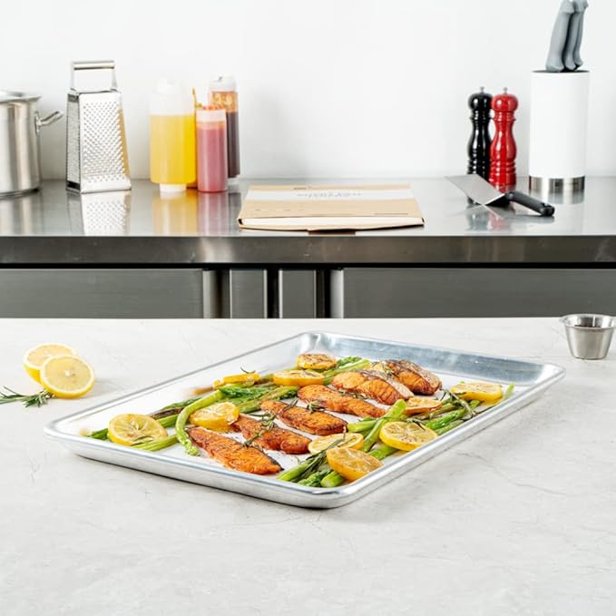 Restaurantware Pastry Tek 12 x 16 Inch Parchment Paper Sheets 1000 Greaseproof Baking Sheets For Oven - Pre-Cut Double-Sided Silicone Coating White Paper Nonstick Baking Sheets Half-Size