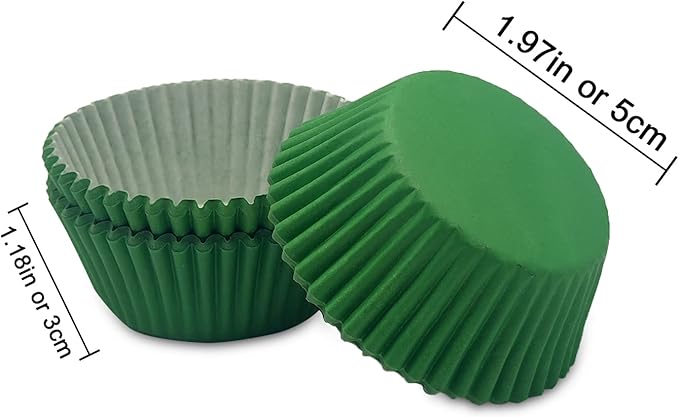 Standard Baking Cups, Classic Green Greaseproof Festive Cupcake Liners, 150-Count