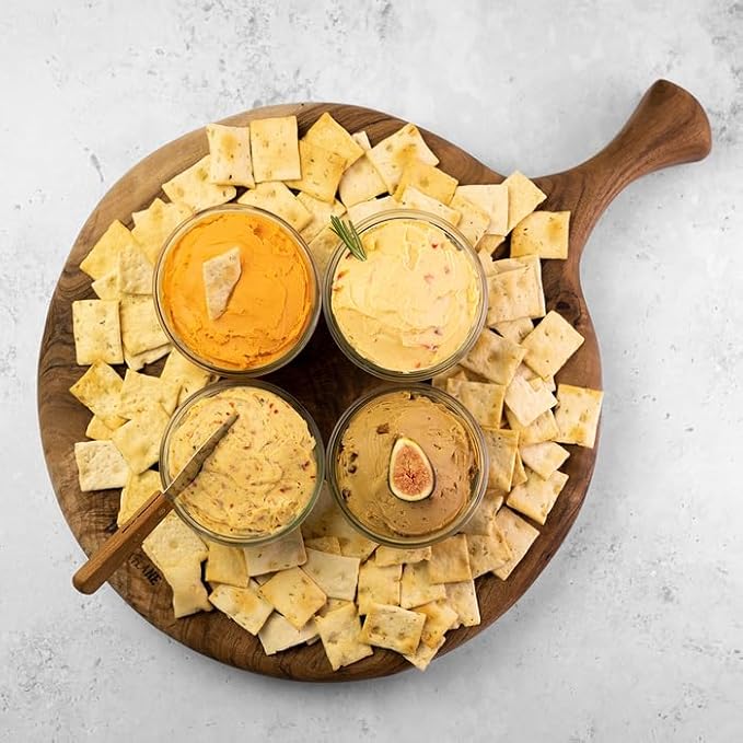Di Bruno Bros Gourmet Cheese Spread & Crostini Sampler Gift Box: A Premium Mix of Italian Cheese Dip And Crostini - Ideal For Those Who Enjoy Food Gifts