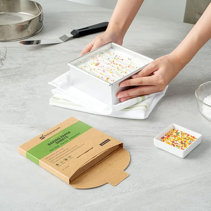 Restaurantware Pastry Tek 5 x 5 Inch Parchment Paper Sheets 200 Greaseproof Baking Sheets For Oven - Pre-cut Double-Sided Silicone Coating Unbleached Paper Nonstick Baking Sheets Reusable