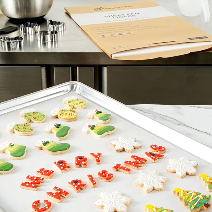 Restaurantware Pastry Tek 16 x 24 Inch Parchment Paper Sheets 1000 Greaseproof Baking Sheets For Oven - Pre-Cut Double-Sided Silicone Coating White Paper Nonstick Baking Sheets Full-Size