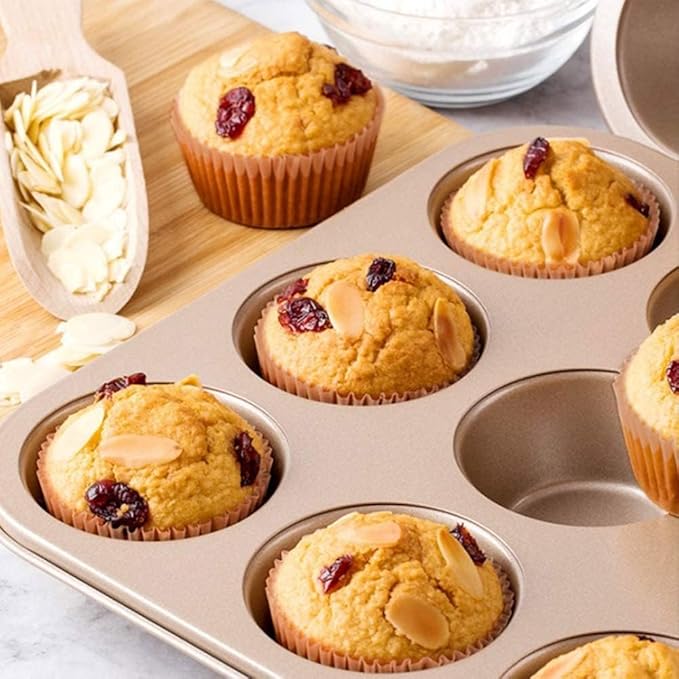 600 Count Natural Cupcake Liners Standard Size Baking Cups Food-Grade Greaseproof Paper Muffin Liners, No Smell Cupcake Wrappers for Wedding Birthday