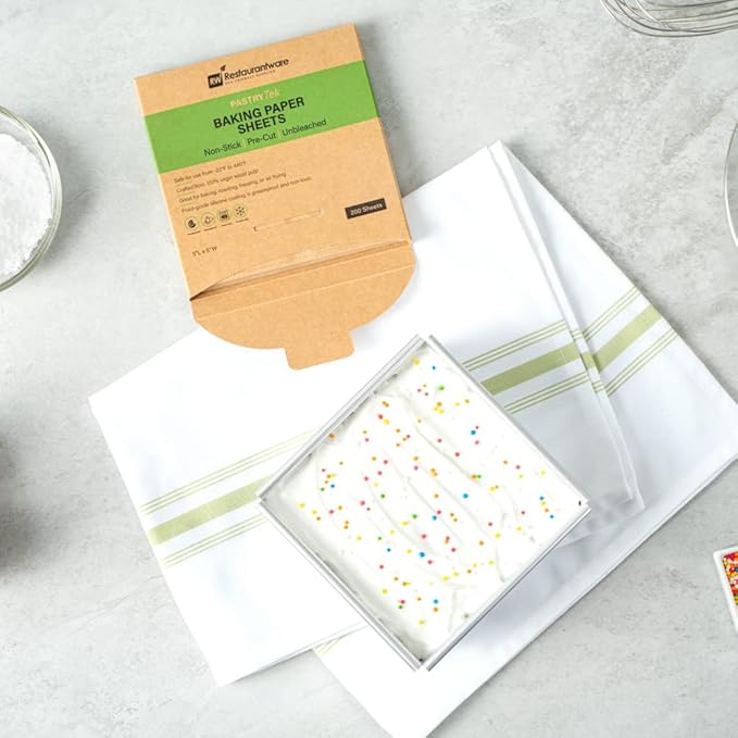 Restaurantware Pastry Tek 5 x 5 Inch Parchment Paper Sheets 1000 Greaseproof Baking Sheets For Oven - Pre-cut Double-Sided Silicone Coating Unbleached Paper Nonstick Baking Sheets Reusable