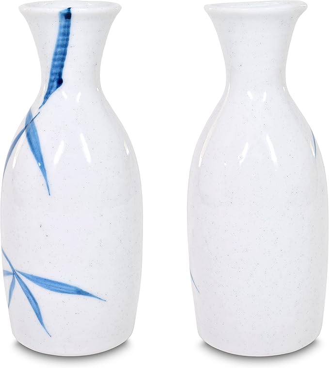 Product of Gifu Japan Japanese Sake Set, 1 Tokkuri Bottle Carafe and 4 Ochoko Cups Ceramic Sake Glasses, 5 Piece Set, White Nashijidake