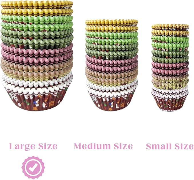 qiqee Christmas Jumbo Cupcake Liners 300PCS Cupcake Liners Cupcake Cups 6 Designs Christmas Gingerbread Man Cupcake Papers Baking Cups Cupcake Wrappers (Large Size)