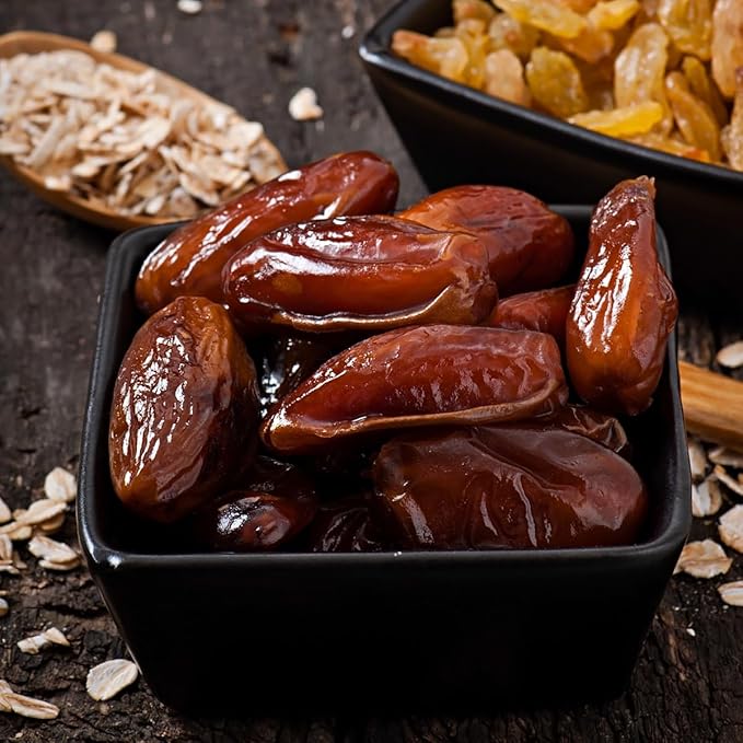 Pitted Dates 3lbs pack of Deglet Noor Dates Pitted, Bulk, Delicious and Nutritious Deglet Date Ideal for Baking, Energy Bites and Salads, Whole Dried and Ready to Eat