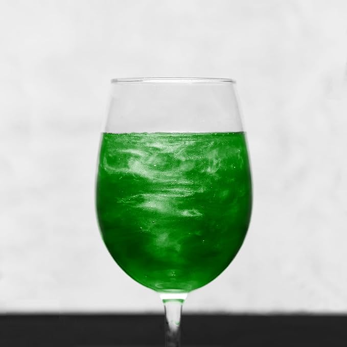 Luster Dust - Christmas Green (4g 1x Jar) | Edible Vegan Dust & Paint for Cake Decorating, Ice Cream, Desserts, Cocktails and Beverages by Bakell