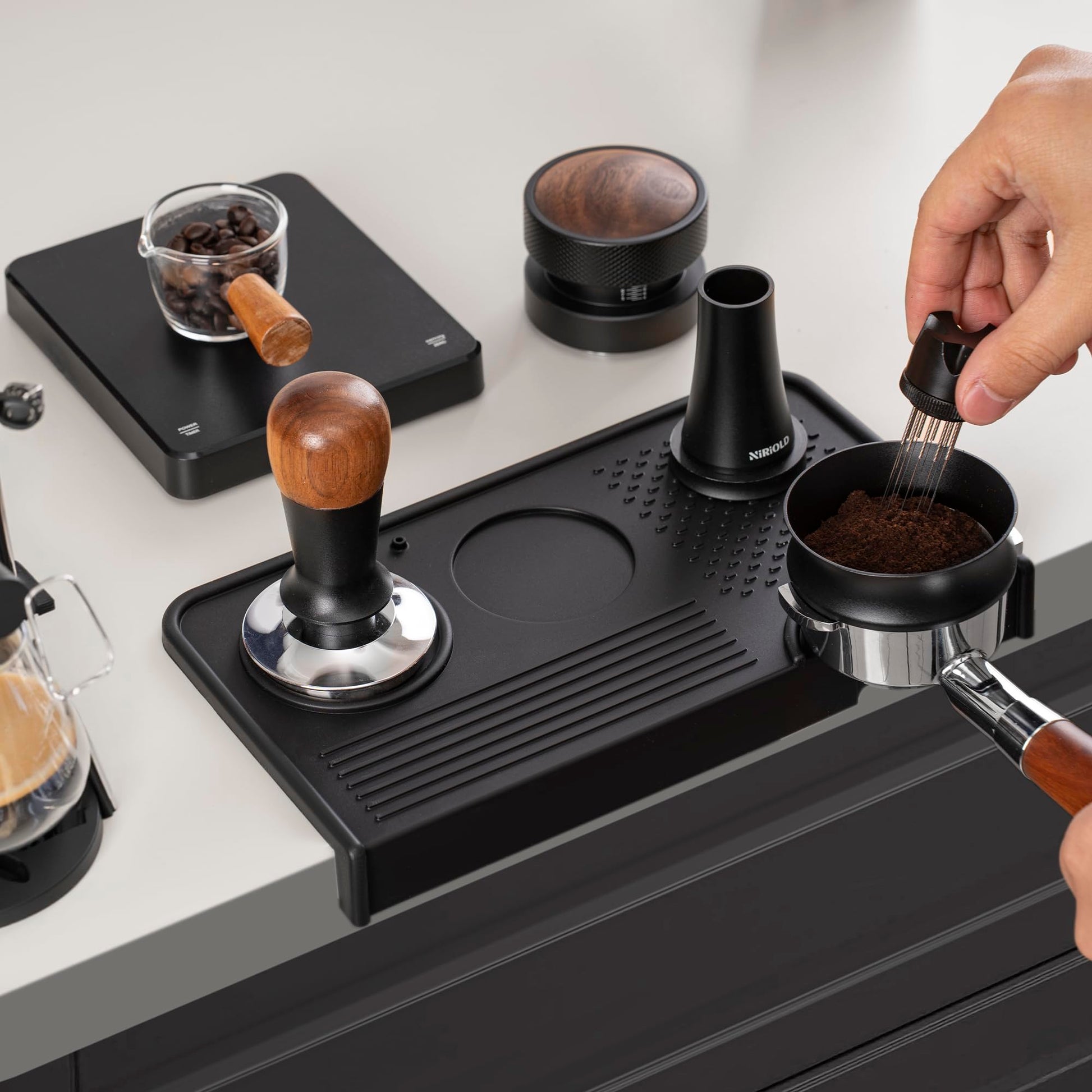 NiRiOLD Espresso Tamping Mat, Coffee Tamper Mat, Food Grade Silicone 10.43″×5.63″ Portafilter Mat