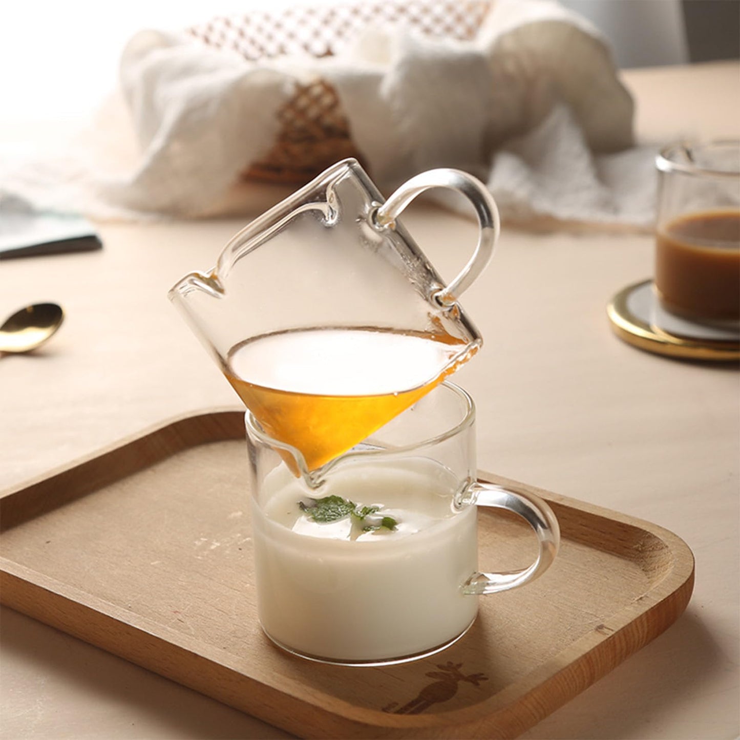 Qipecedm Espresso Cups Set of 2, 4 OZ Double Spouts Cups, Shot Glasses, Milk Cup with Handle, Clear