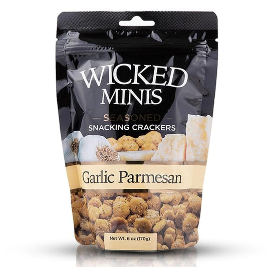 Wicked Minis Soup & Oyster Crackers - Saltine Crackers Salted Flavored Mini Puffed Soup Crackers, Savory Snacking Mix, Seasoned Croutons Salad Toppers, Crackers for Chili 6oz (Garlic Parmesan)