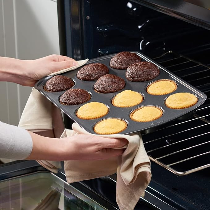 Gusto [500Pcs] Kraft Standard Cupcake Liners for Baking - Food Grade & Grease-Proof Muffin Liners, Durable Baking Cups for Muffins, Cupcakes, and More - Formerly Comfy Package