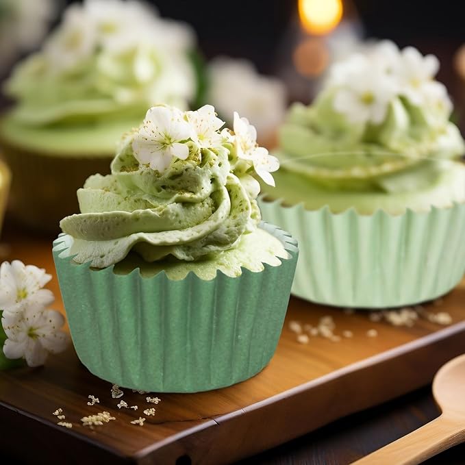 Whaline 600Pcs Mini Sage Green Cupcake Liners Gradient Green Wedding Baking Cups Cupcake Wrappers Muffin Liners for Baby Shower Wedding Bridal Showers Birthday Party Decorations
