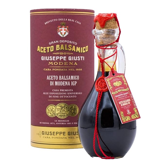 Giusti Italian Balsamic Vinegar of Modena IGP ??3 Gold Medals Thick, Rich & Balanced Aceto Balsamico di Modena, Matured in Traditional Casks, Gourmet Gift in a Luxurious Box ??8.45 fl oz (250 ml)