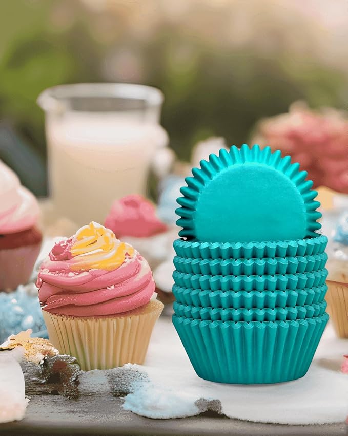 qiqee 300-Count Cupcake Liners Cupcake Cups Food Grade Solid Green Blue Color Cupcake Papers Baking Cups Cupcake Wrappers (Standard Size)