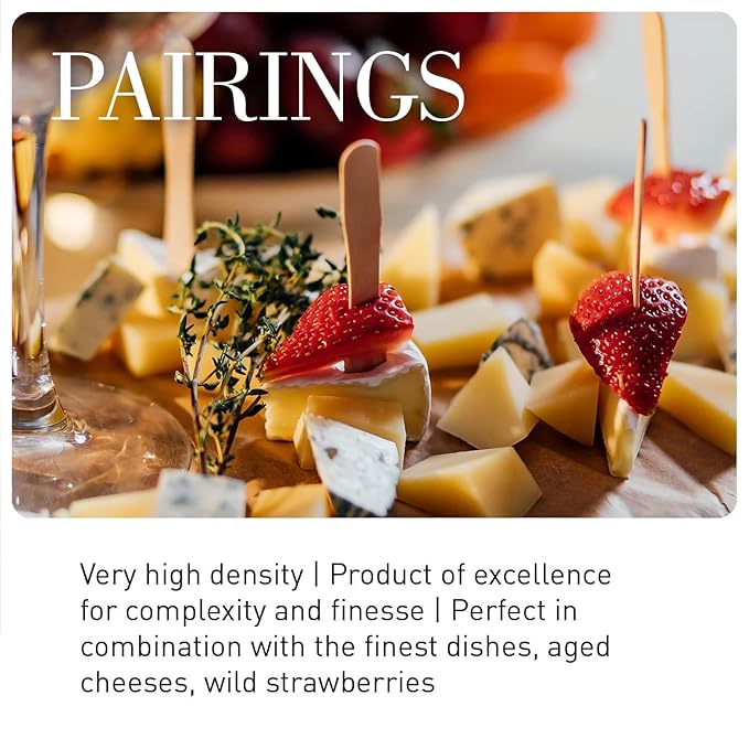 La Secchia Balsamic Vinegar of Modena, Aged a minimum 25 Years,100 ml Bottle of Italian Balsamic Vinegar Aged, With Gift Box and Blown Glass Dispenser, "Extra Vecchio??,<div>