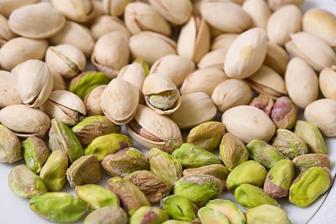 Anna and Sarah Freshly Roasted & Salted California Pistachios (32oz - 2 LB) Packed Fresh in Resealable Bag - Nut Snack - Healthy Protein Food, All Natural, Vegan, Kosher NON GMO