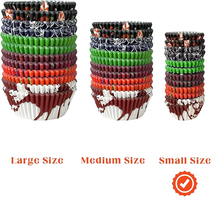 qiqee Halloween 300PCS Mini Cupcake Liners Cupcake Cups 6 Designs Halloween Witch Cupcake Papers Baking Cups Cupcake Wrappers (Small Size)