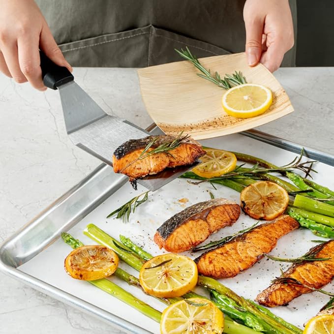 Restaurantware Pastry Tek 12 x 16 Inch Parchment Paper Sheets 1000 Greaseproof Baking Sheets For Oven - Pre-Cut Double-Sided Silicone Coating White Paper Nonstick Baking Sheets Half-Size
