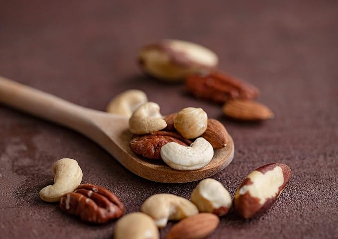 Food to Live Organic Deluxe Unsalted Nuts Mix, 1 Pound ??A Blend of Dry Roasted Organic Raw Pecans, Cashews, Hazelnuts, Almonds, and Brazil Nuts. Non-GMO, Oven Roasted, No Oil Added, Kosher, Vegan