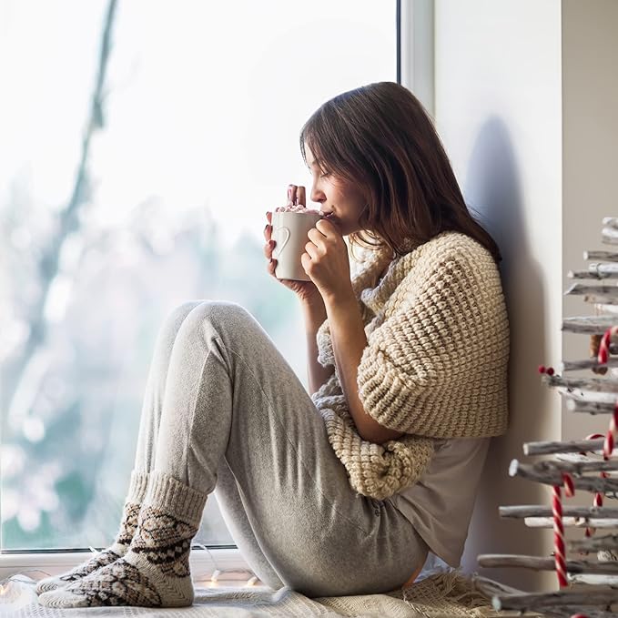 Double Donut Holiday Hot Chocolate Packets Variety Pack, 32 Count Seasonal Flavored Hot Cocoa Packets Includes Creamy Eggnog, Gingerbread Spice, Peppermint Patty & Pumpkin Spice