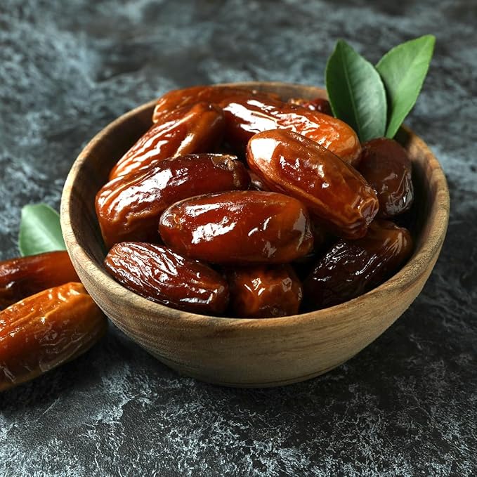 Pitted Dates 3lbs pack of Deglet Noor Dates Pitted, Bulk, Delicious and Nutritious Deglet Date Ideal for Baking, Energy Bites and Salads, Whole Dried and Ready to Eat