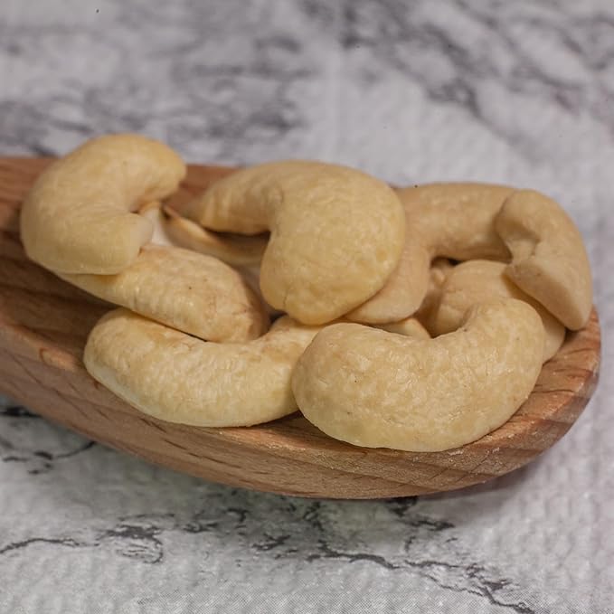 Survival Grocery짰 - Organic Cashews (24 oz./1 Bag)