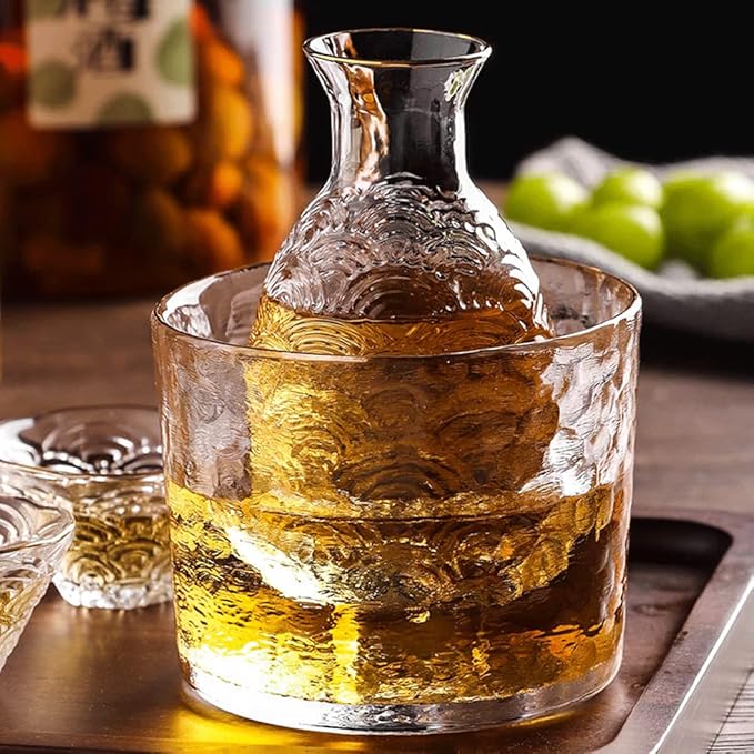 Glass Sake Set, Clear Glass Sake Bottle Set Including 1 Warming Mug, 1 Sake Pot, 4 Sake Cups, Sake Set Hot Sake or Iced Sake for Sake Lovers