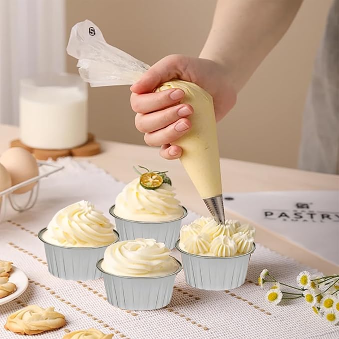 100 Pcs Aluminum Foil Baking Cups with Lids, 5oz Cupcake Liners Dessert Cups,Disposable Ramekins Mini Cake Containers Tin Mini Muffin Liners for Wedding Christmas Party竊늆ilverç«?,<div>