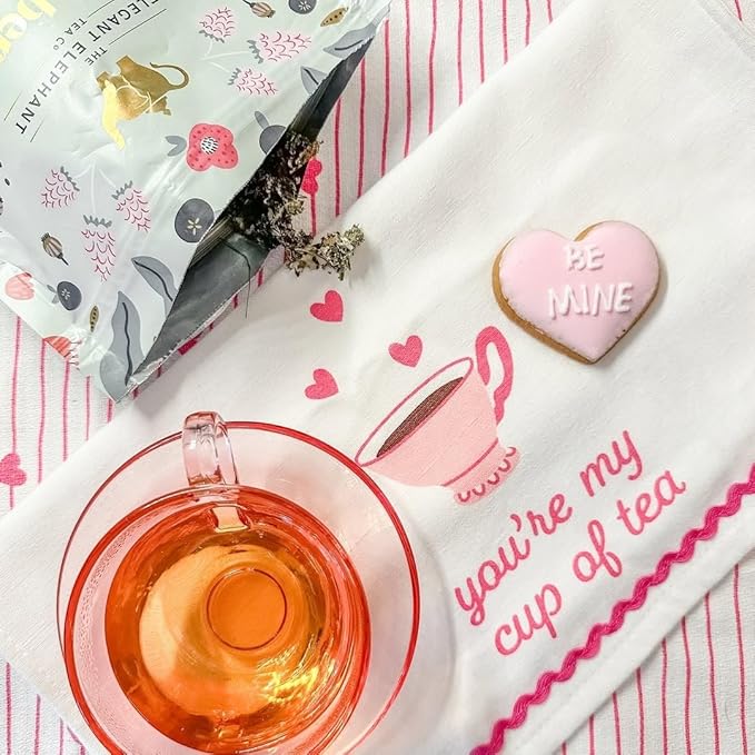 Raspberry Leaf Tea, Loose Leaf Herbal Tea ??Supports Pregnancy & Labor Prep, Natural Menstrual Pain Relief ??Women's Health ??4.4 oz Resealable Bag (Makes 50 Cups) ??The Elegant Elephant