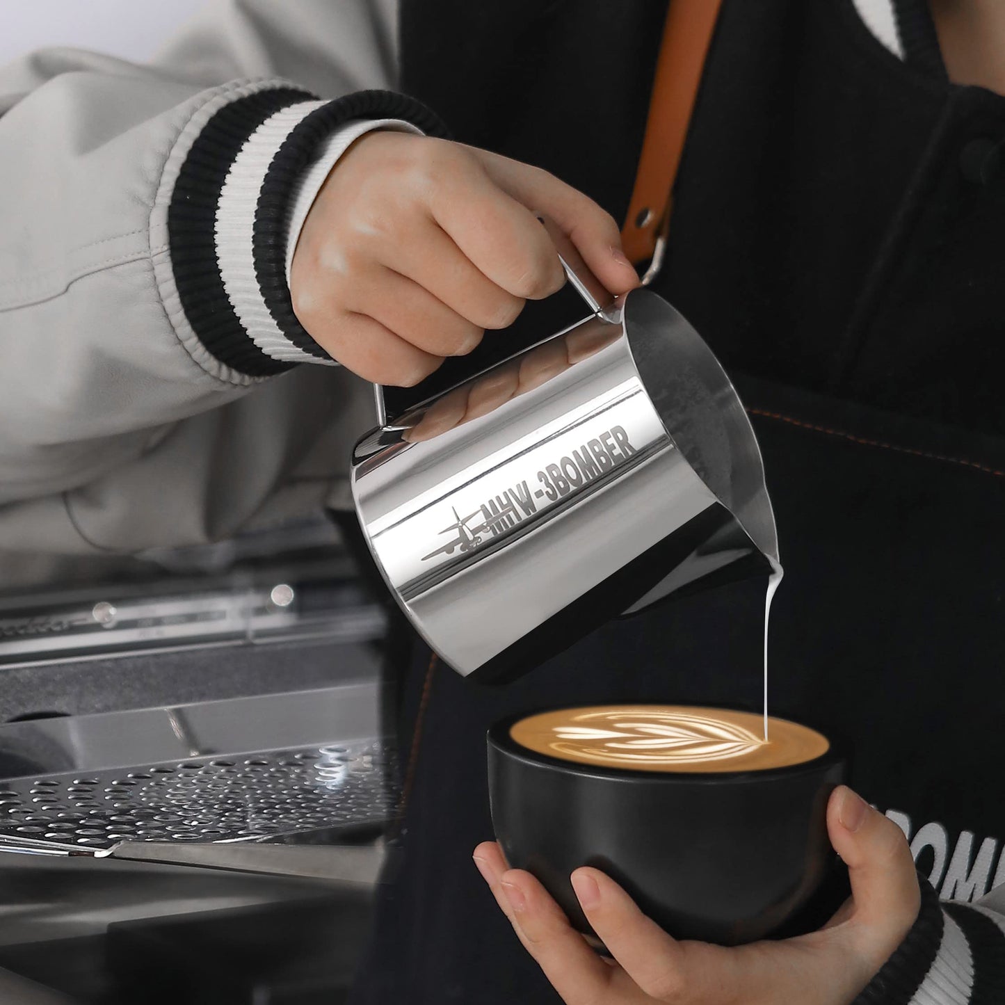 MHW-3BOMBER Espresso Steaming Pitcher Milk Frothing Pitcher Stainless Steel Milk Coffee Cappuccino