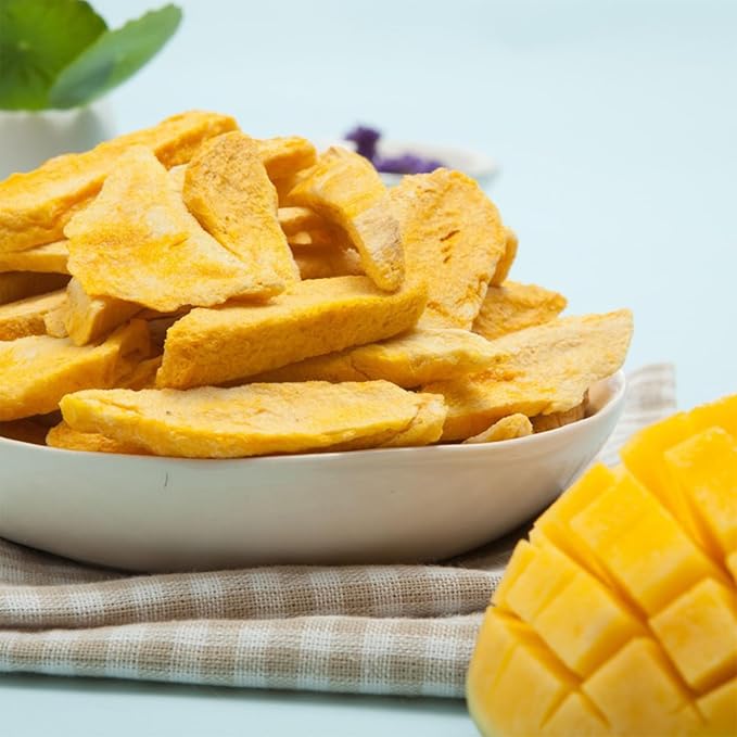 Freeze-dried mango block 4.93oz dried mango crisp fruit Dried mango slices snack food sweet and sour snack