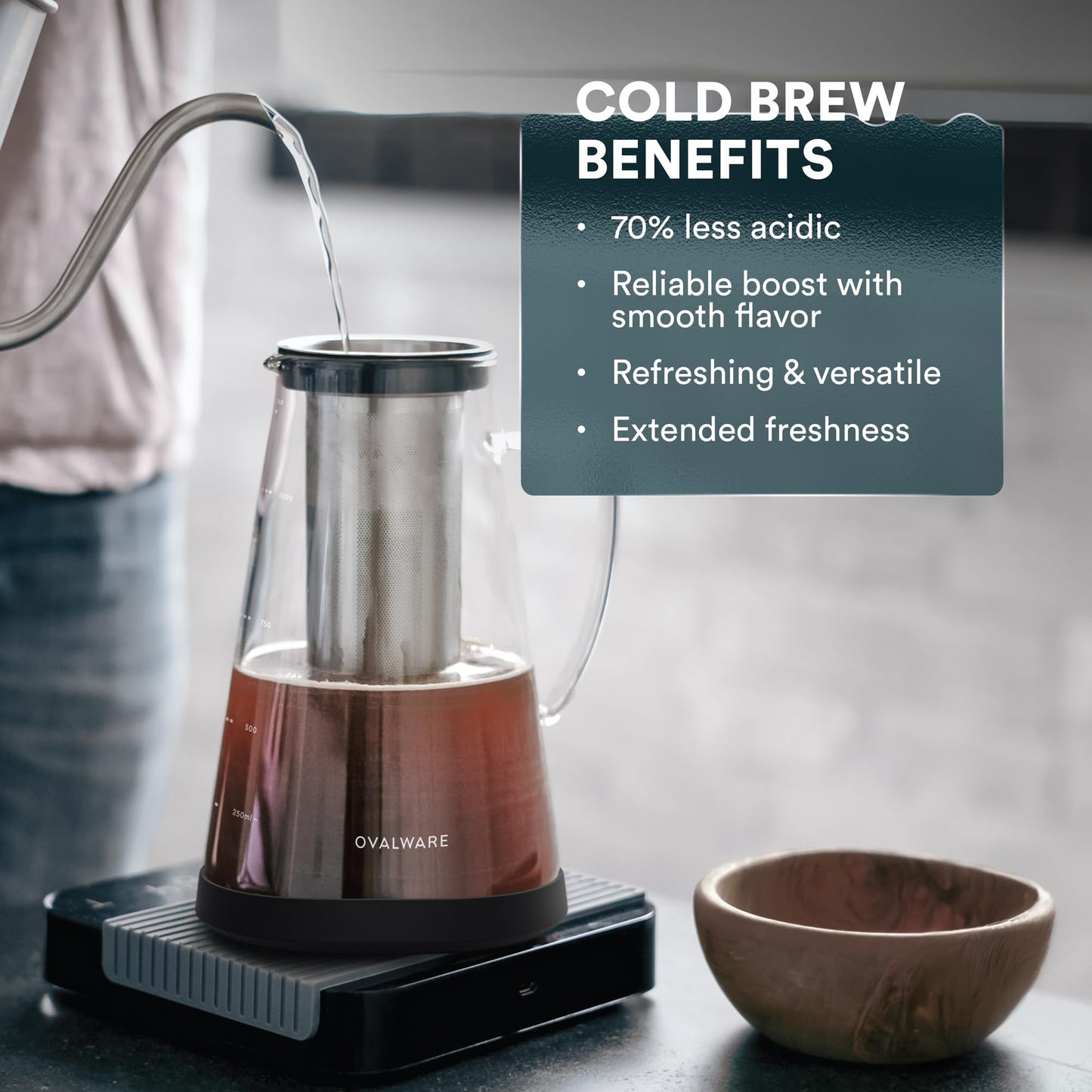 OVALWARE Airtight Cold Brew Iced Coffee Maker Pitcher and Tea Infuser with Spout - 1.0L / 34oz