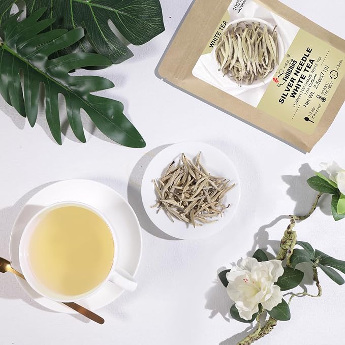 FullChea - White Tea Loose Leaf - Yunnan Silver Needle White Tea - Low Caffeine - Bai Hao Yin Zhen - Refreshing Woody Aroma - 2.5oz/71g