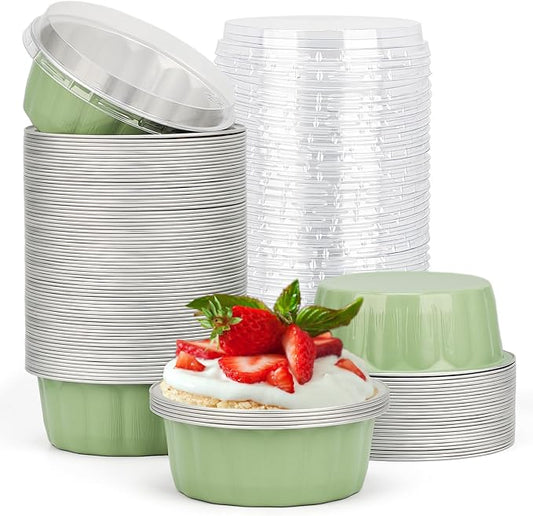 Beasea Disposable Ramekins 8oz, 100 Pack Pea Green Aluminum Foil Cups with Lids, Disposable Creme Brulee Muffin Cupcake Baking Cup Mini Pudding Cups for Party Wedding Birthday